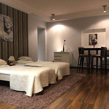 דירות ילנייה גורה Apartament Tipton מראה חיצוני תמונה