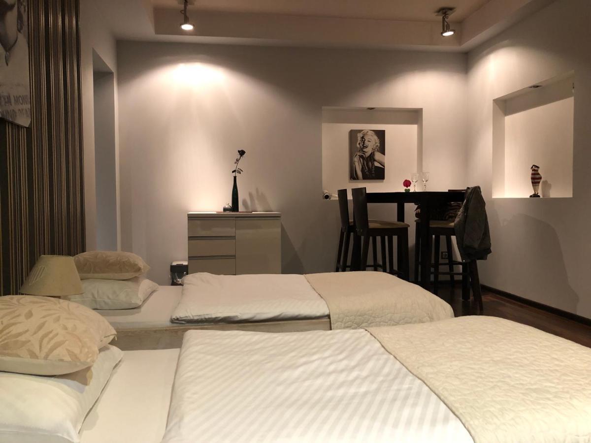 דירות ילנייה גורה Apartament Tipton מראה חיצוני תמונה
