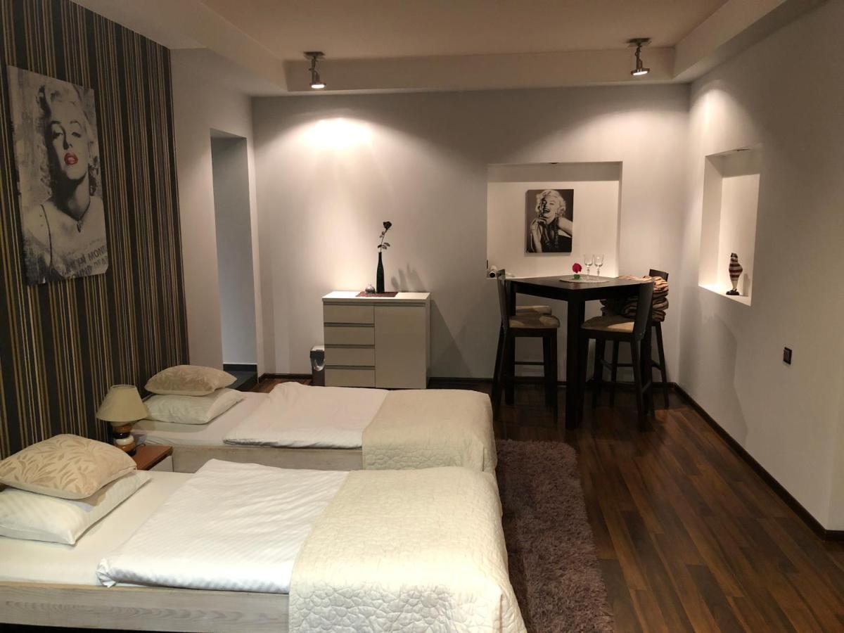 דירות ילנייה גורה Apartament Tipton מראה חיצוני תמונה