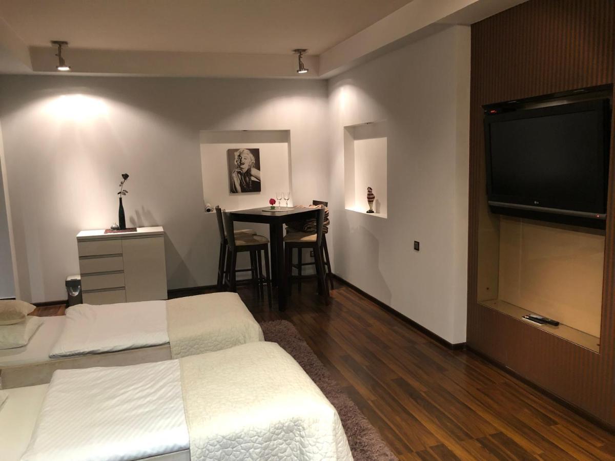 דירות ילנייה גורה Apartament Tipton מראה חיצוני תמונה
